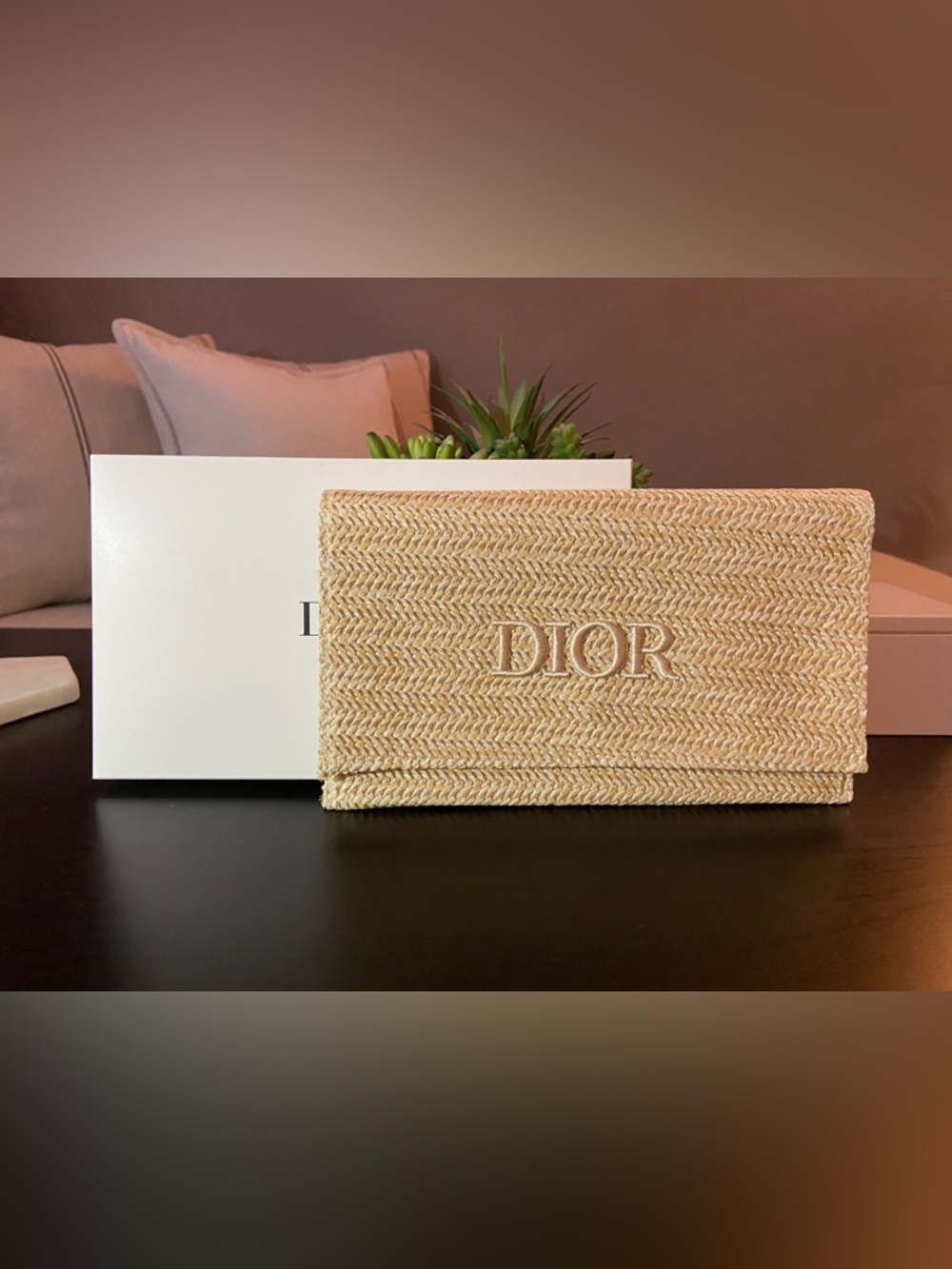 DIOR BEAUTY DIORIVIERA RAFFIA POUCH COSMETIC RATTAN CLUTCH NEW! - Picture 2 of 7